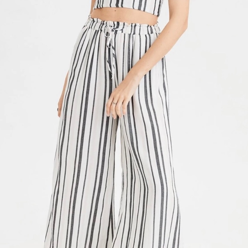 American Eage Grey And White Stripe Viscose Pants